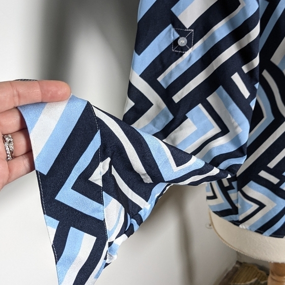 Nwot Calvin Klein Camp Button Down Shirt in Mod Print Geometric Pattern M - Picture 8 of 16